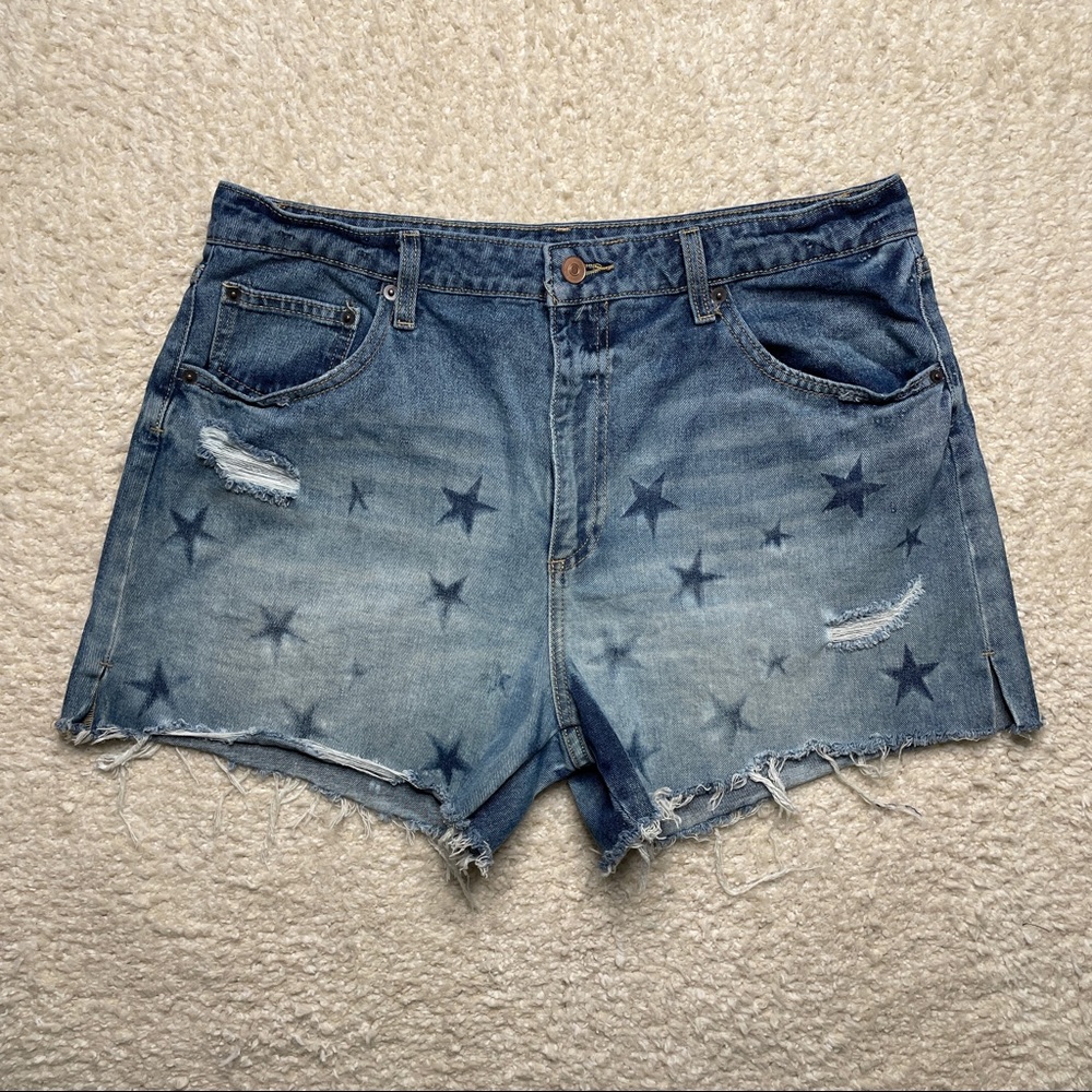 Distressed Denim Blue Jean Shorts Stars
